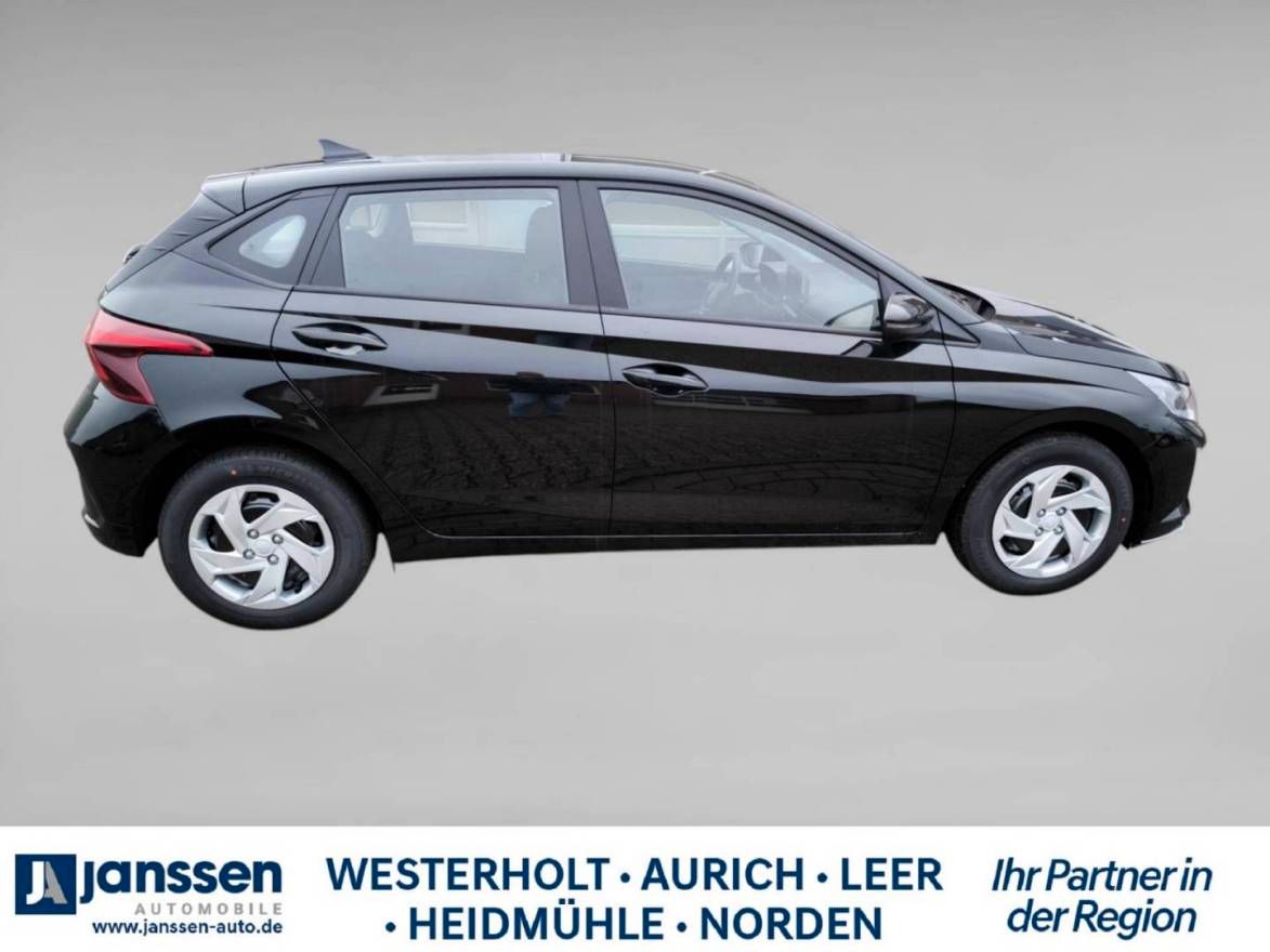 Fahrzeugabbildung Hyundai i20 Select Funktionspaket PDC Navi Rückfahrkamer