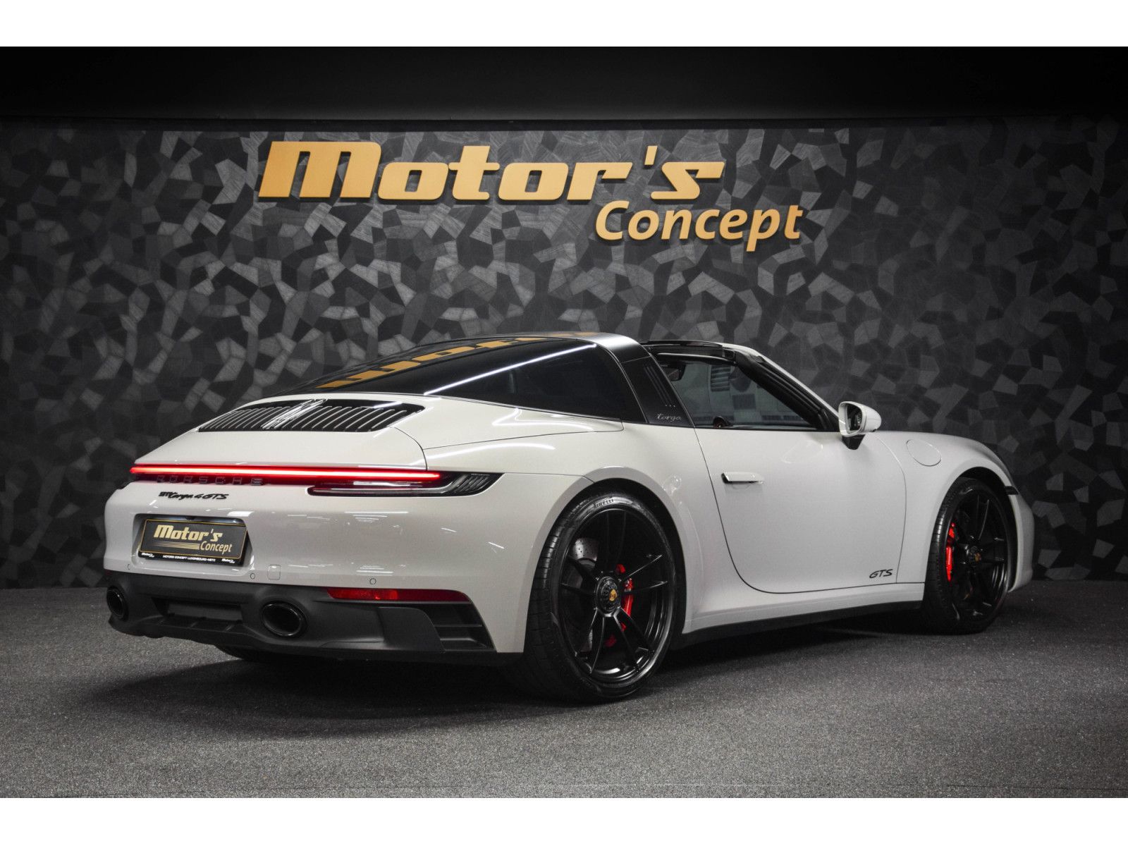 Porsche 992 992.1 Targa 4 GTS PDK / Gris Craie imagem 3