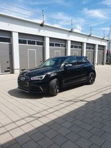 Audi S1 2.0 TFSI quattro Sportback - Bose - Vollleder - mit Benzin-Antrieb: Allradantrieb, Kleinwagen