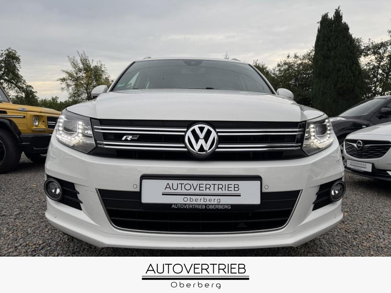 Volkswagen Tiguan Sport 2.0 TDI DSG R-LINE NAVI LED KLIMA S