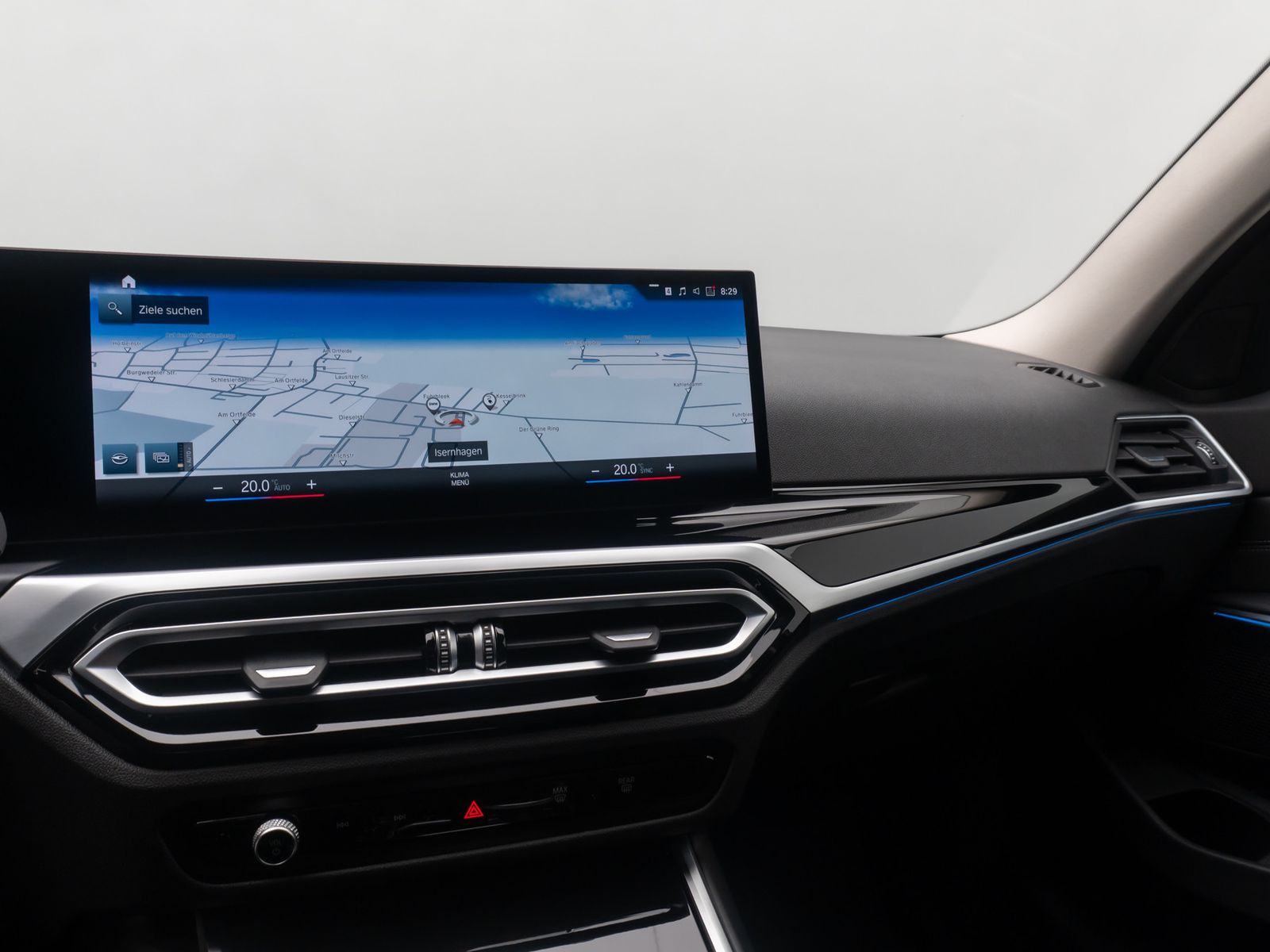 Fahrzeugabbildung BMW 330e Individual DAB HiFi Kamera Komfort Sport