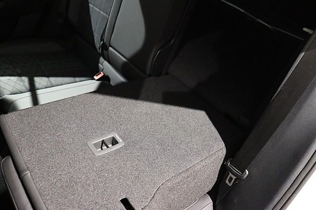T-Roc 1.5 TSI DSG ACC R-Line BT AHK NSW SHZ R-L