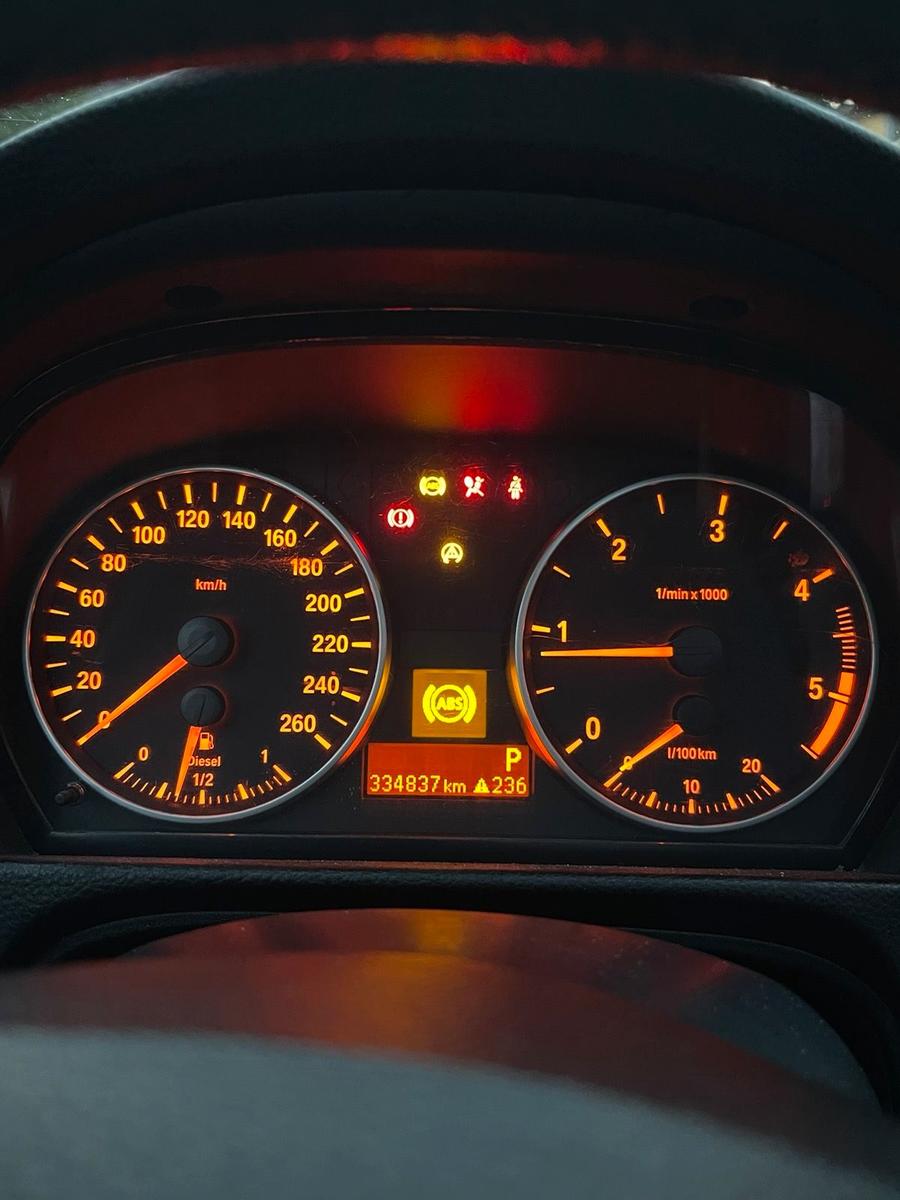 BMW 320 2006 — photo 14