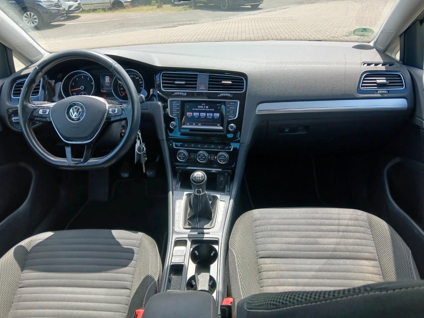 Volkswagen Golf VII Variant Cup BMT