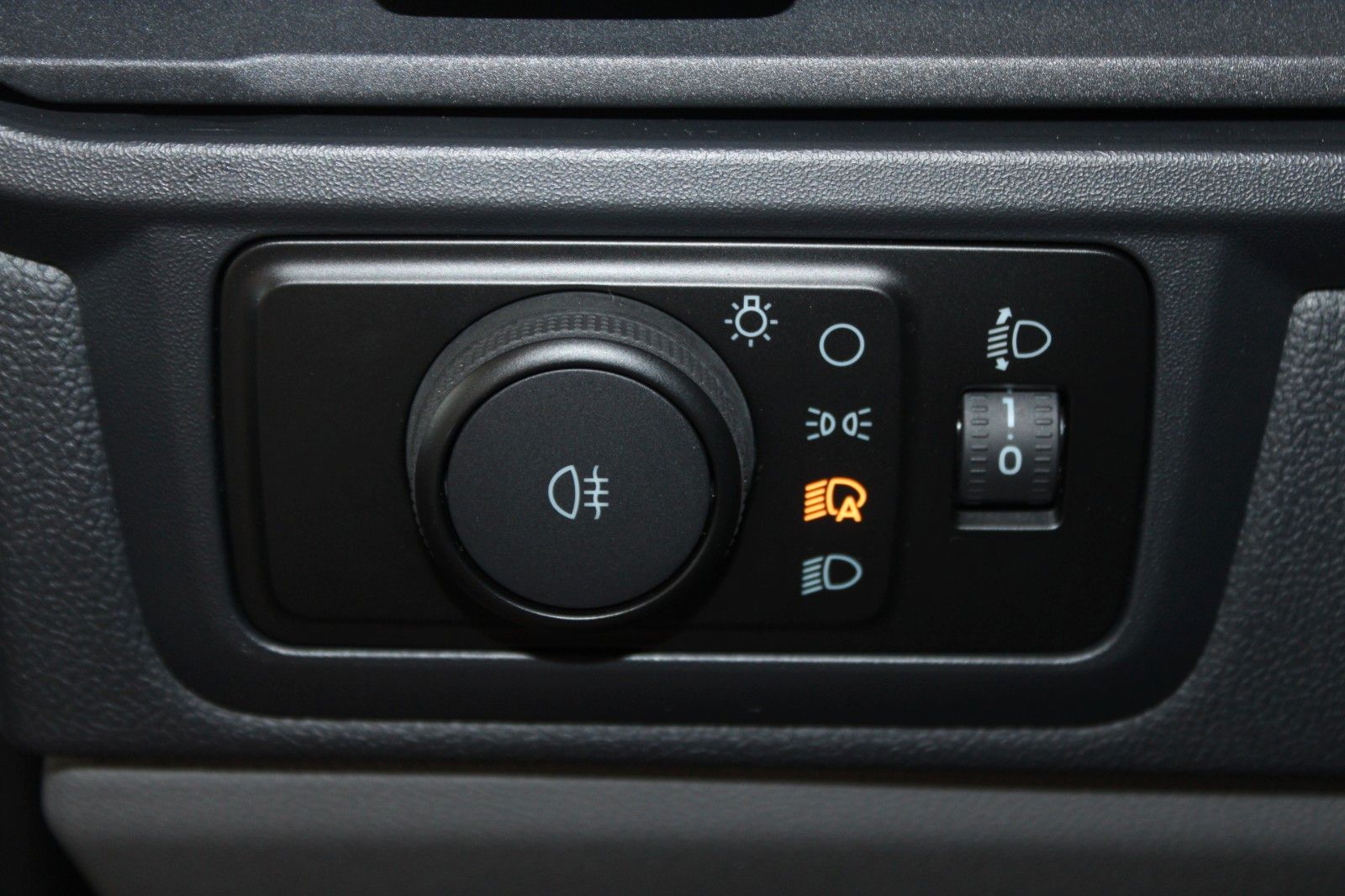 Fahrzeugabbildung Ford Transit Custom L1 TREND AWD Automatik Kasten