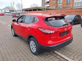 Nissan Qashqai 1.2DIG-T 4x2 Visia+PDC+TEMPO+SHZ+KLIMA - Nissan Gebrauchtwagen