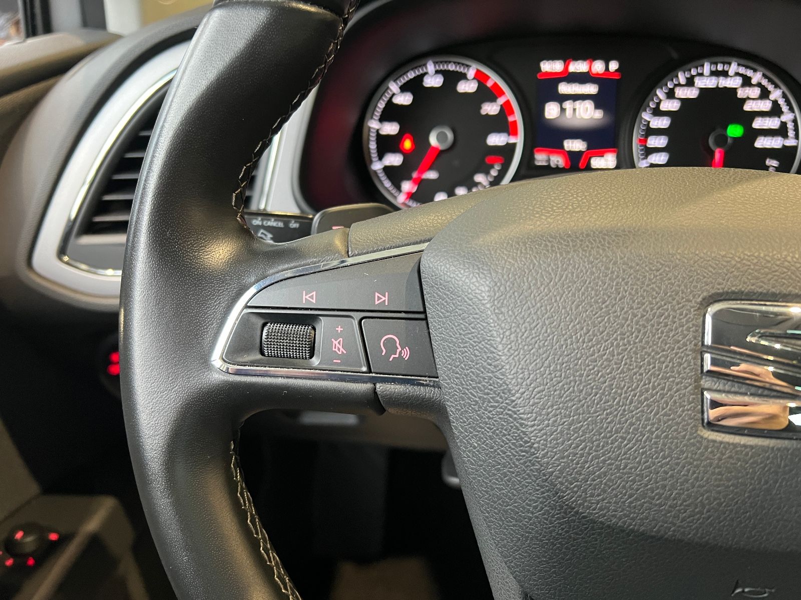 Fahrzeugabbildung SEAT Leon ST Xcellence NAVI ALU