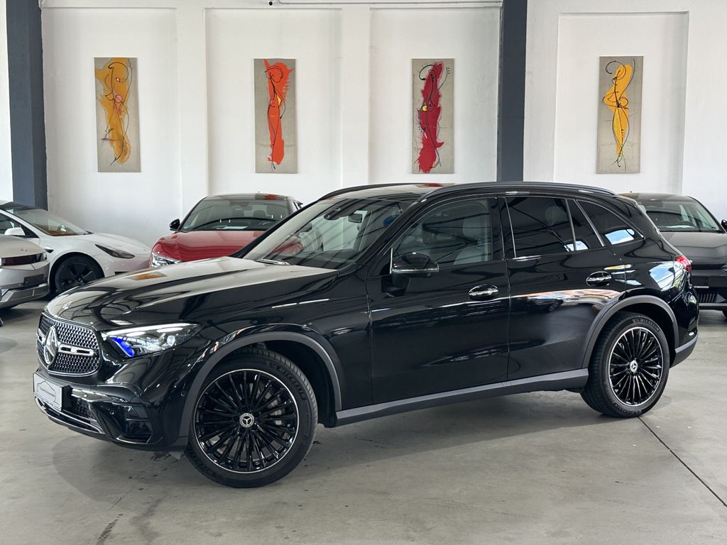 Image of Mercedes-Benz GLC 300