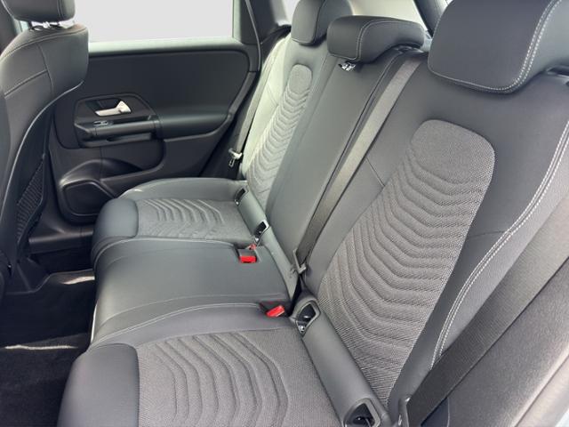 Mercedes-Benz B 180 Autom. Advanced AHK