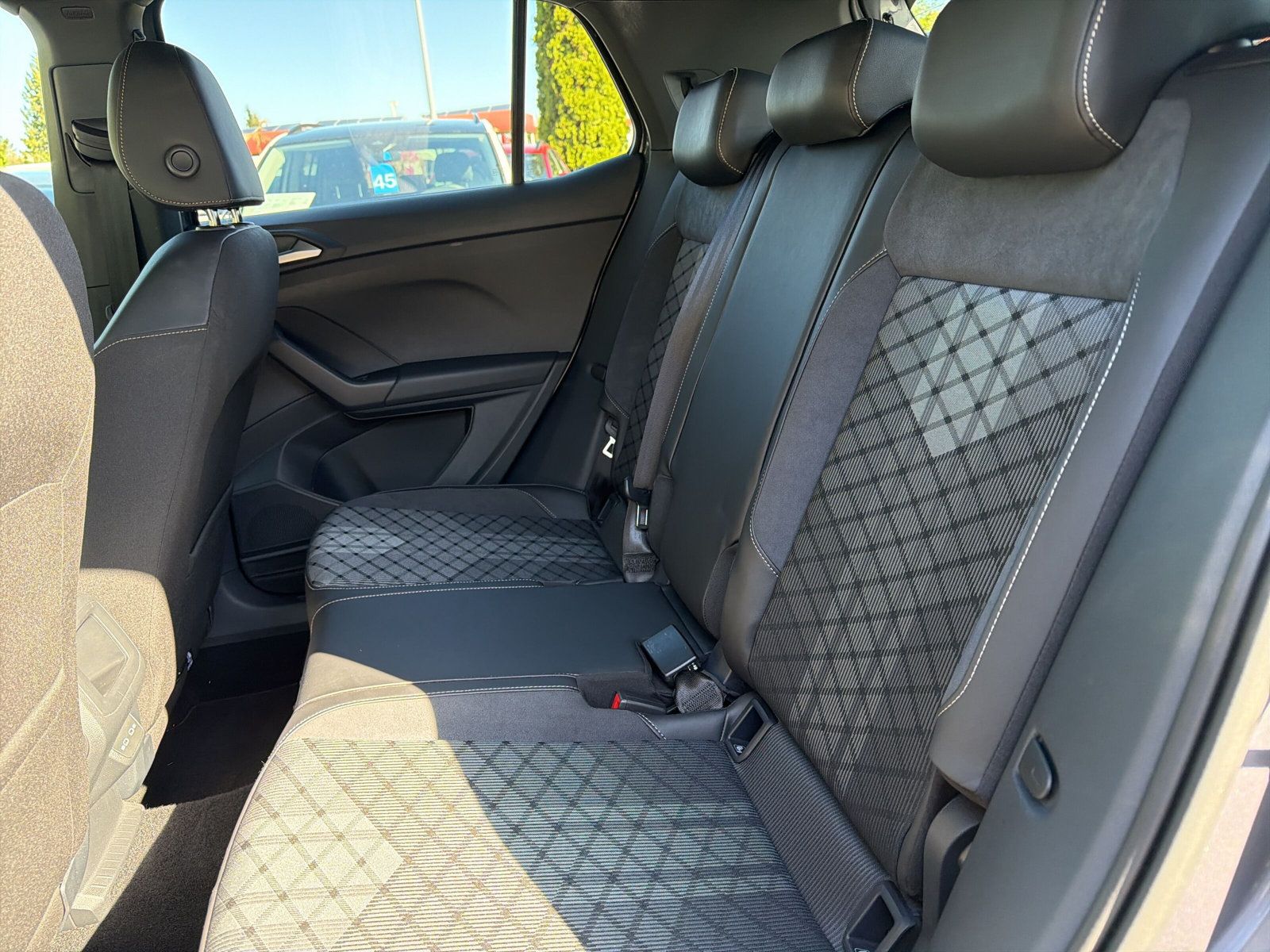 T-Cross R-Line TSi DSG Navi IQ-Drive Kamera R-Li
