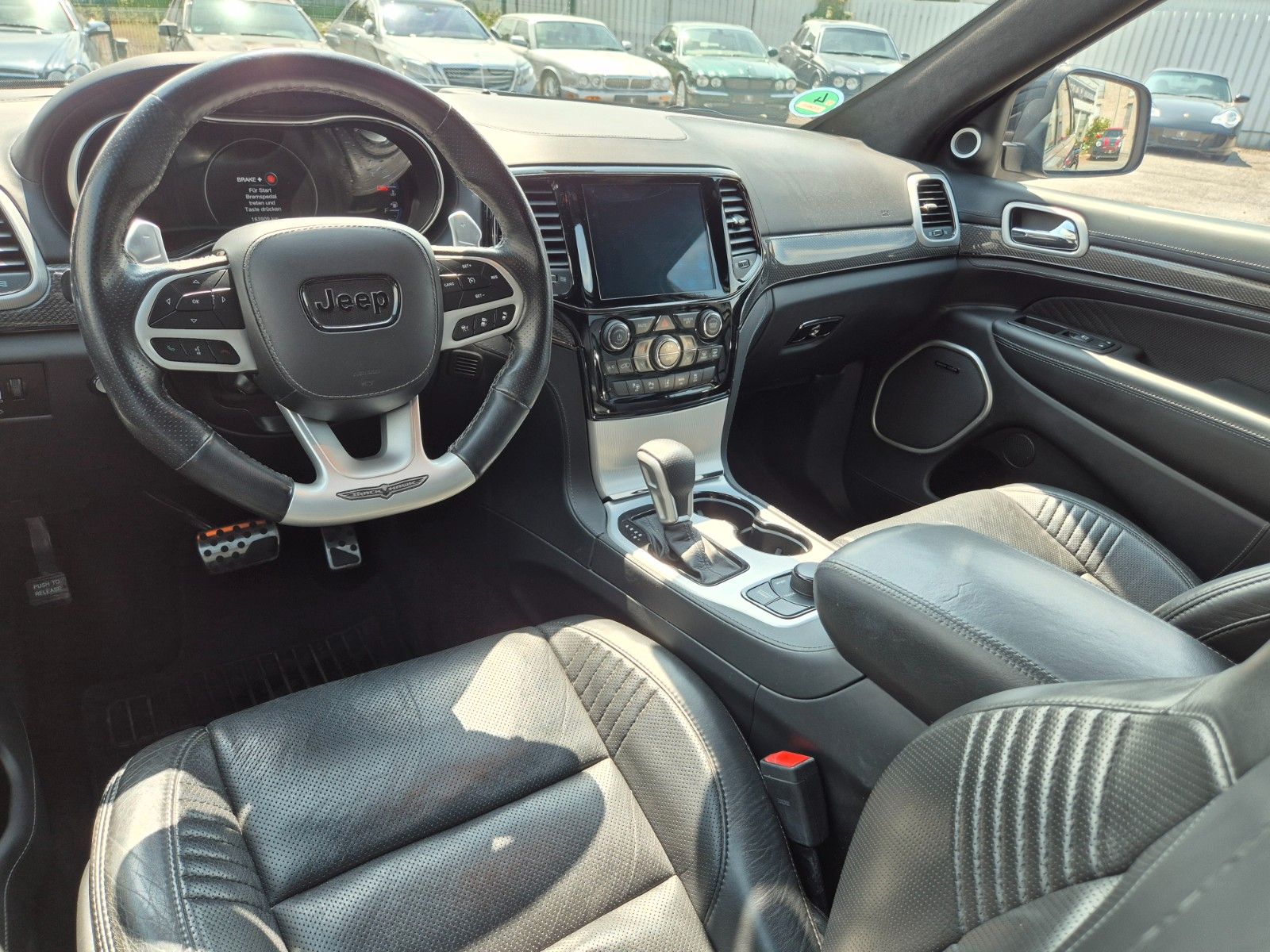 Fahrzeugabbildung Jeep Grand Cherokee Trackhawk/1A Historie/Gasanlage