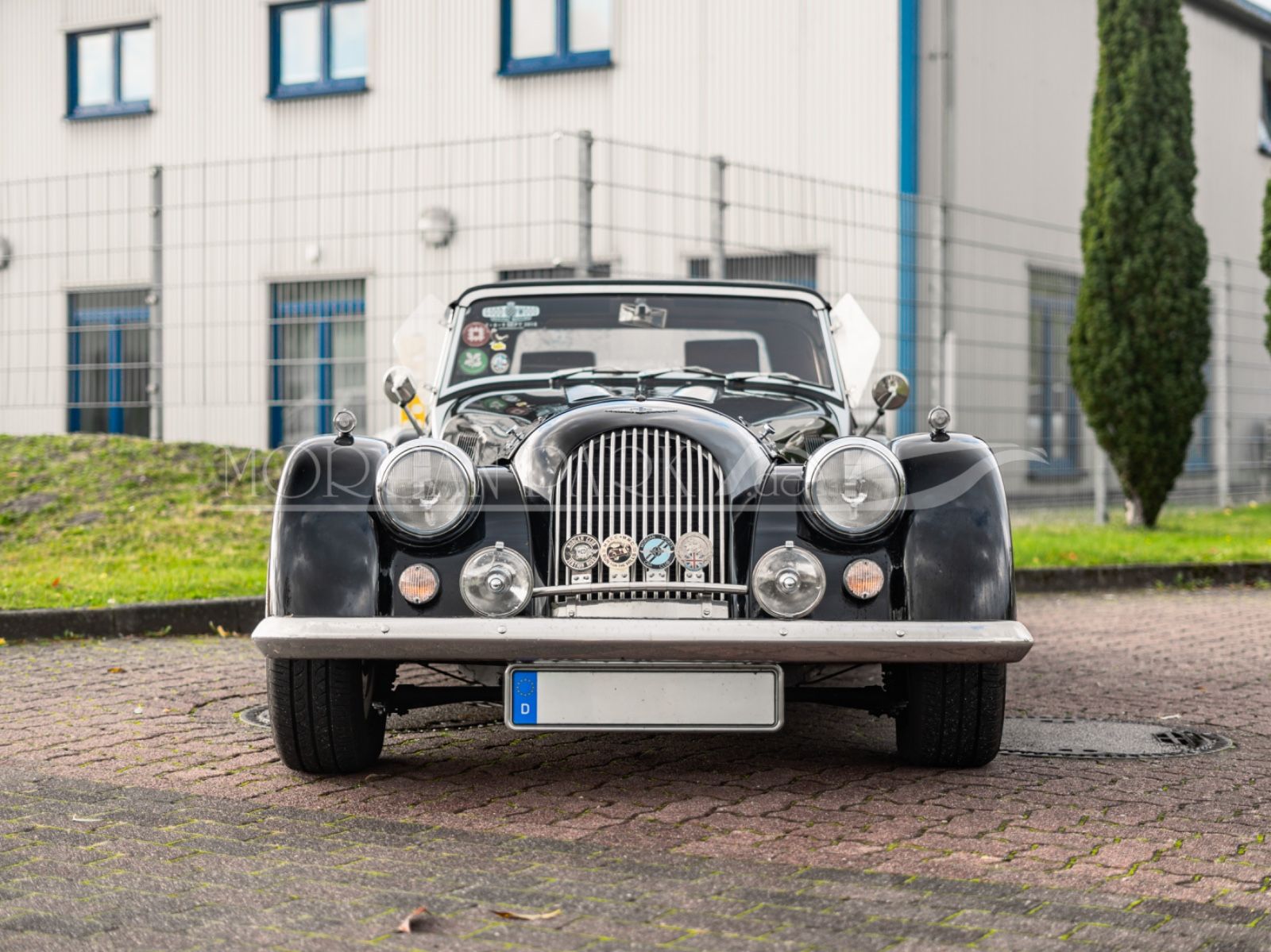 Fahrzeugabbildung Morgan Plus 4    mit außerordentlicher Ausstattung