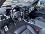 BMW X7 M60i xDrive M Sport || 360 AHK Stndhzg. SkyLo - Jahreswagen: 7 Sitzer