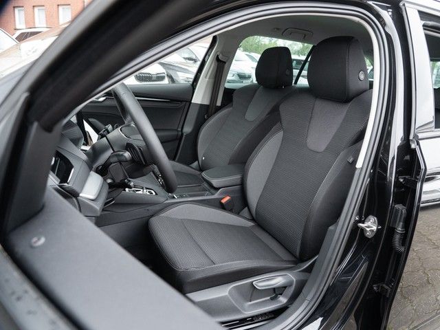 Octavia Combi 2.0 TDI Selection DSG NAVI+SIDE+RF