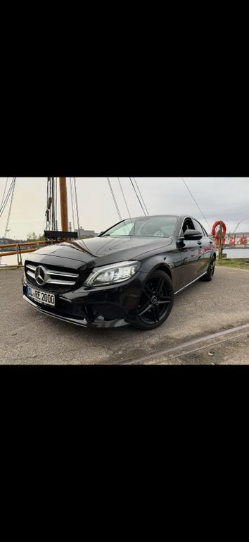 Image of Mercedes-Benz C 300