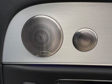 Fahrzeugabbildung Mercedes-Benz E 220 d Lim. 4Matic AUt. Navi Burmester SHZ uvm.
