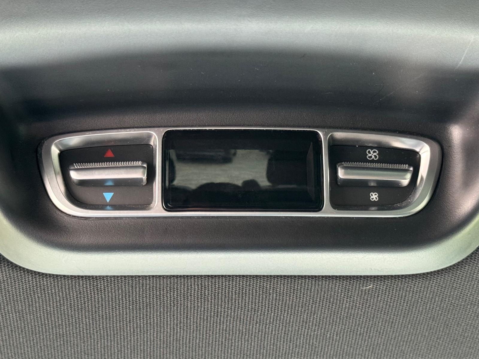 Mercedes-Benz V 300d Avantgarde lang *ACC*LED*LEDER*STHZ*360°*