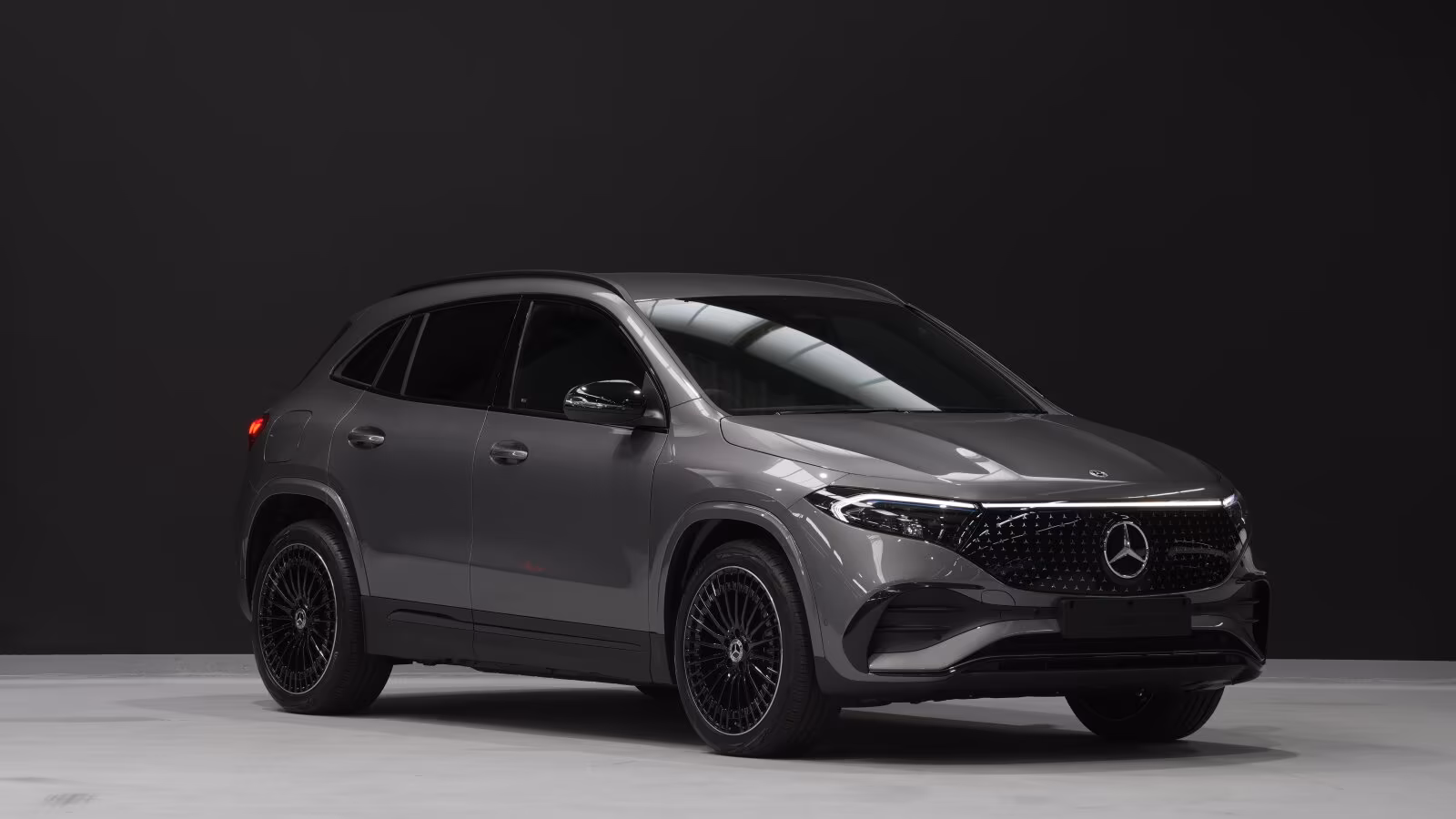 Mercedes-Benz EQA 250+ AMG RHD RECHTSLENKER EXPORT