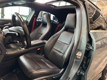 Mercedes-Benz A 250 *PANORAMA*HarmanKardon*SPORT*PDC(CAM)*
