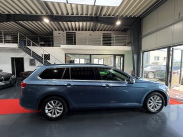 Volkswagen Passat Variant - 4