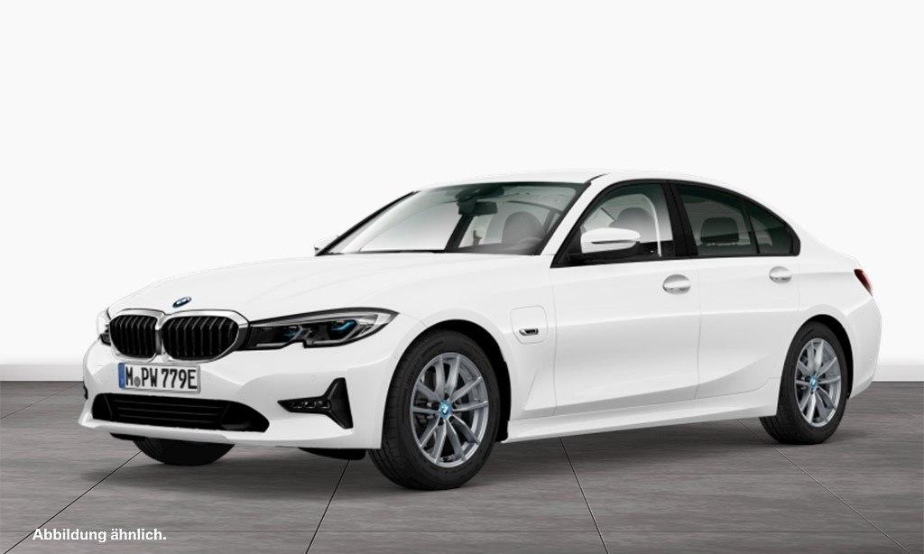 BMW 330e Limousine Advantage Head-Up HiFi DAB WLAN