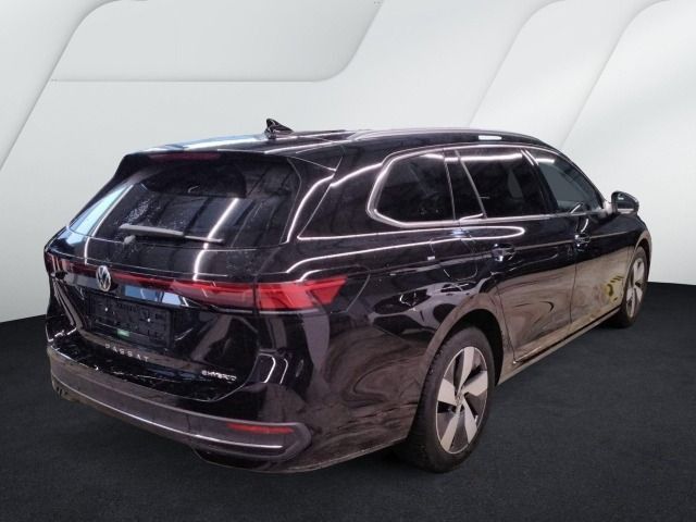 Passat Variant Business 1,5 TSI eHybrid DSG AHK*