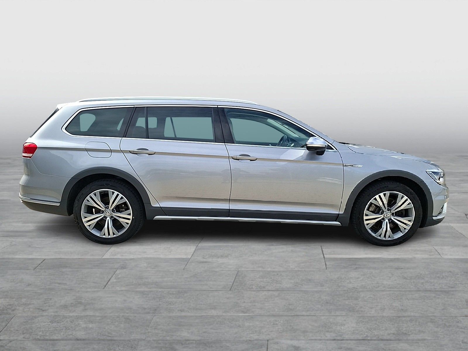 Fahrzeugabbildung Volkswagen Passat Variant TSI Alltrack DSG 4M LED Navi ACC