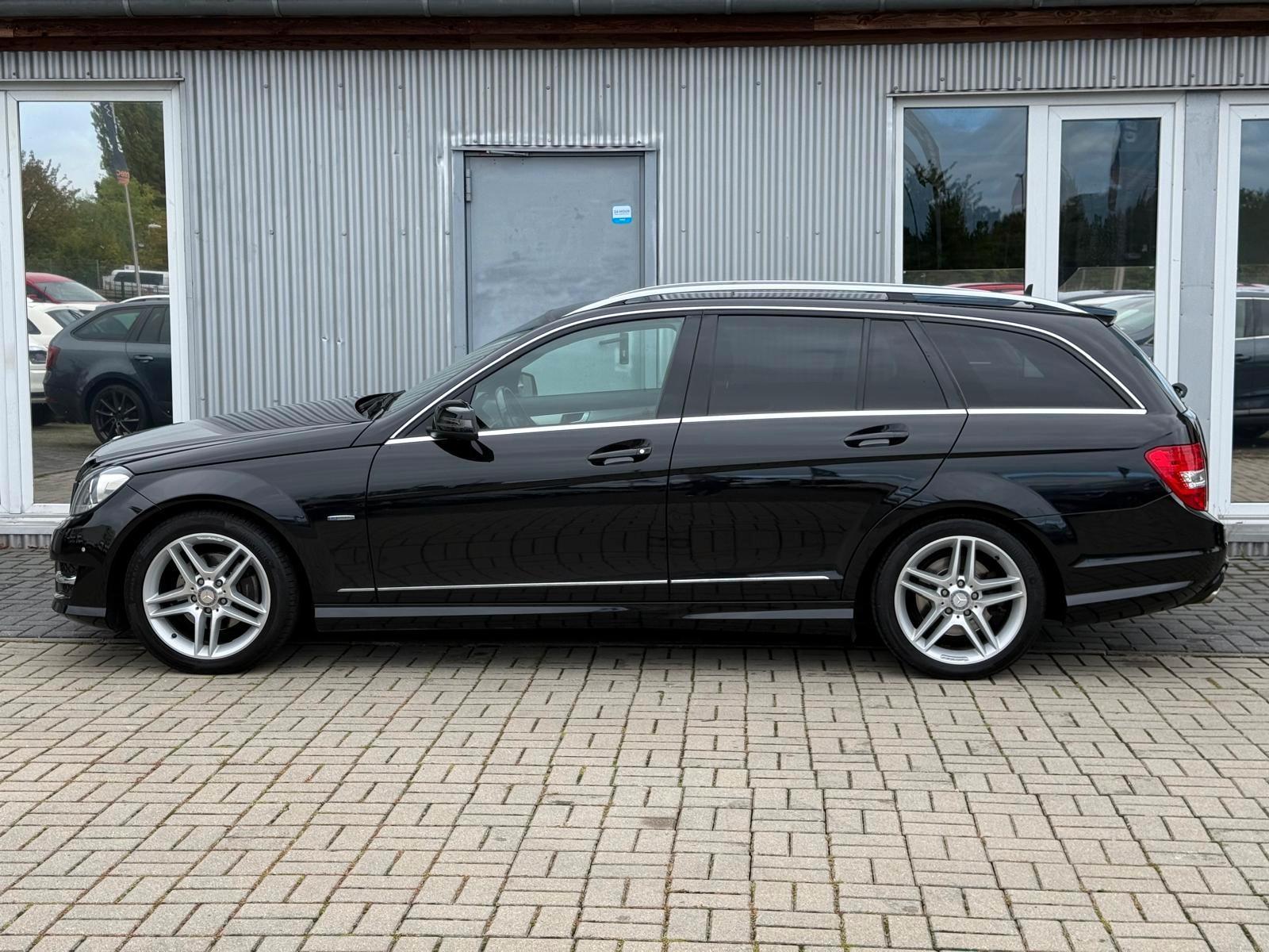 Mercedes-Benz C 200 T Automatik AMG Paket+Navi+Xenon+2.Hand