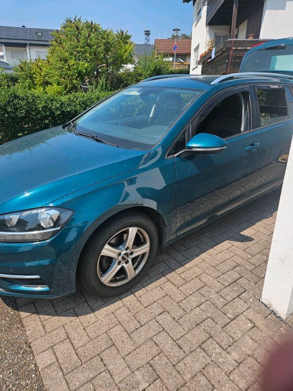 Image of Volkswagen Golf