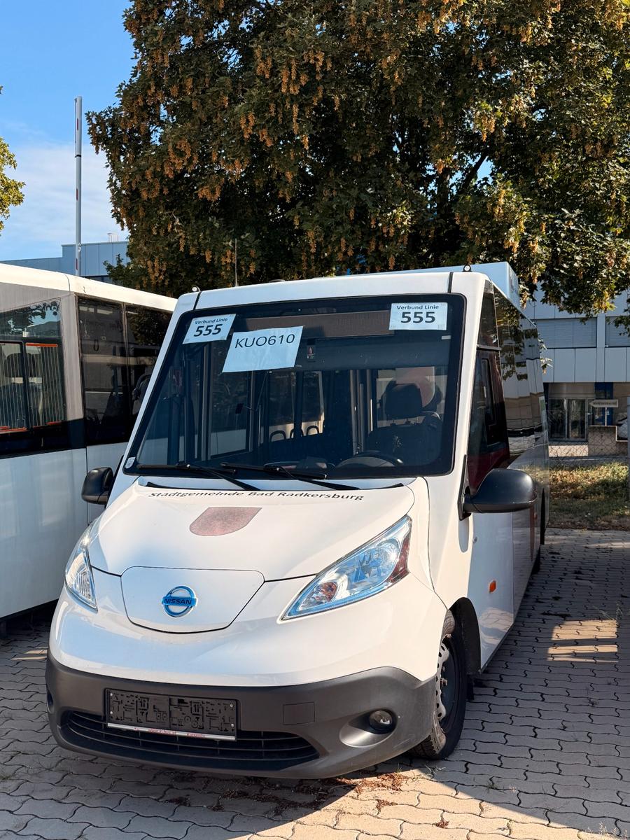 Andere Nissan K-BUS E-Solar City, Kutsenits