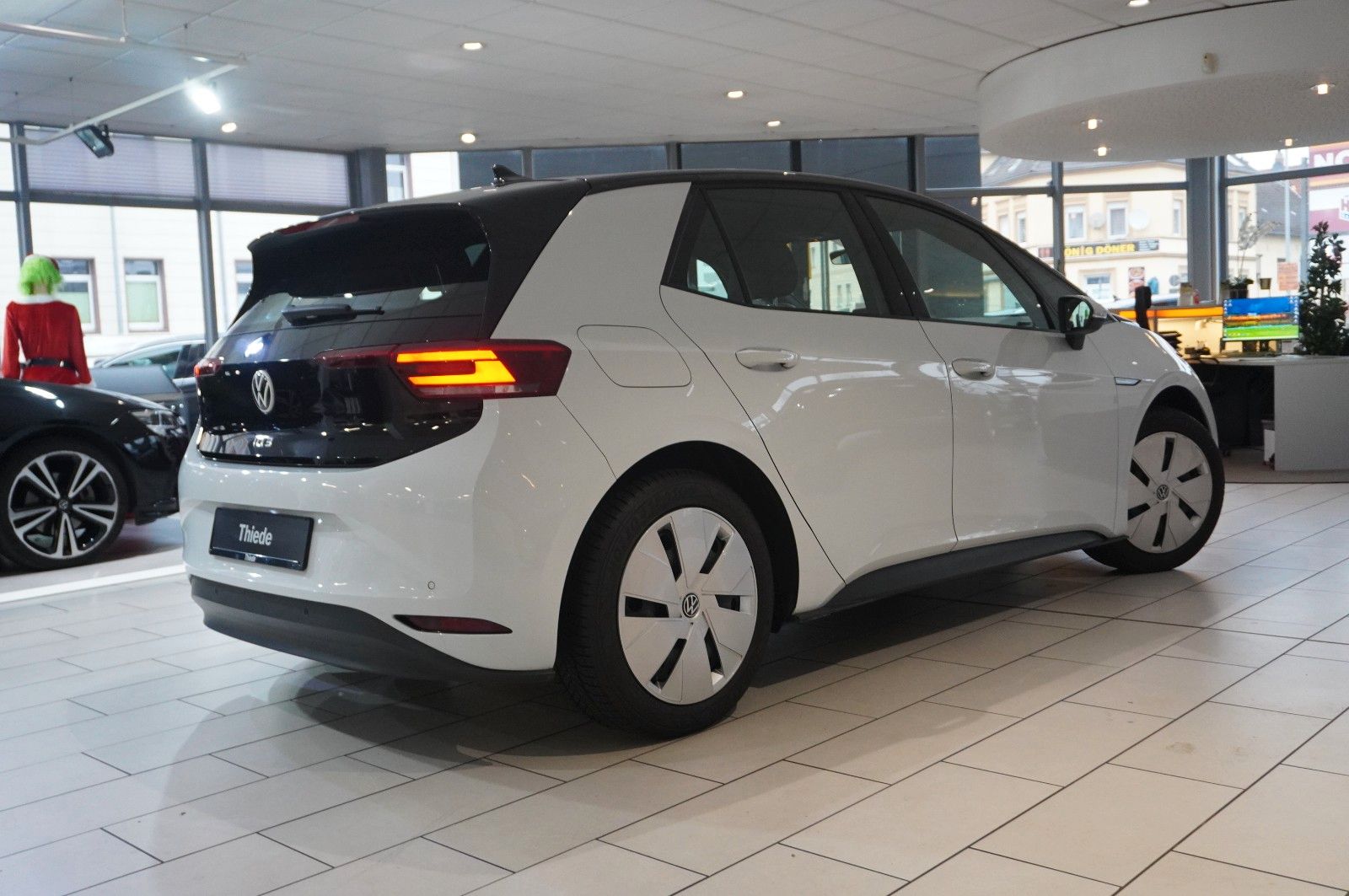 Fahrzeugabbildung Volkswagen ID.3 Pure PERFORMANCE NAVI/LED/VIRTU./PDC/DAB+