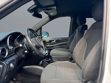 Mercedes V 300 - 9