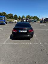 Mercedes-Benz E 350 Coupé E 350 4MATIC - - Mercedes-Benz E 350 mit Benzin-Antrieb