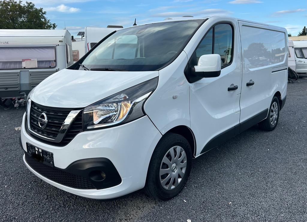 Nissan NV300
