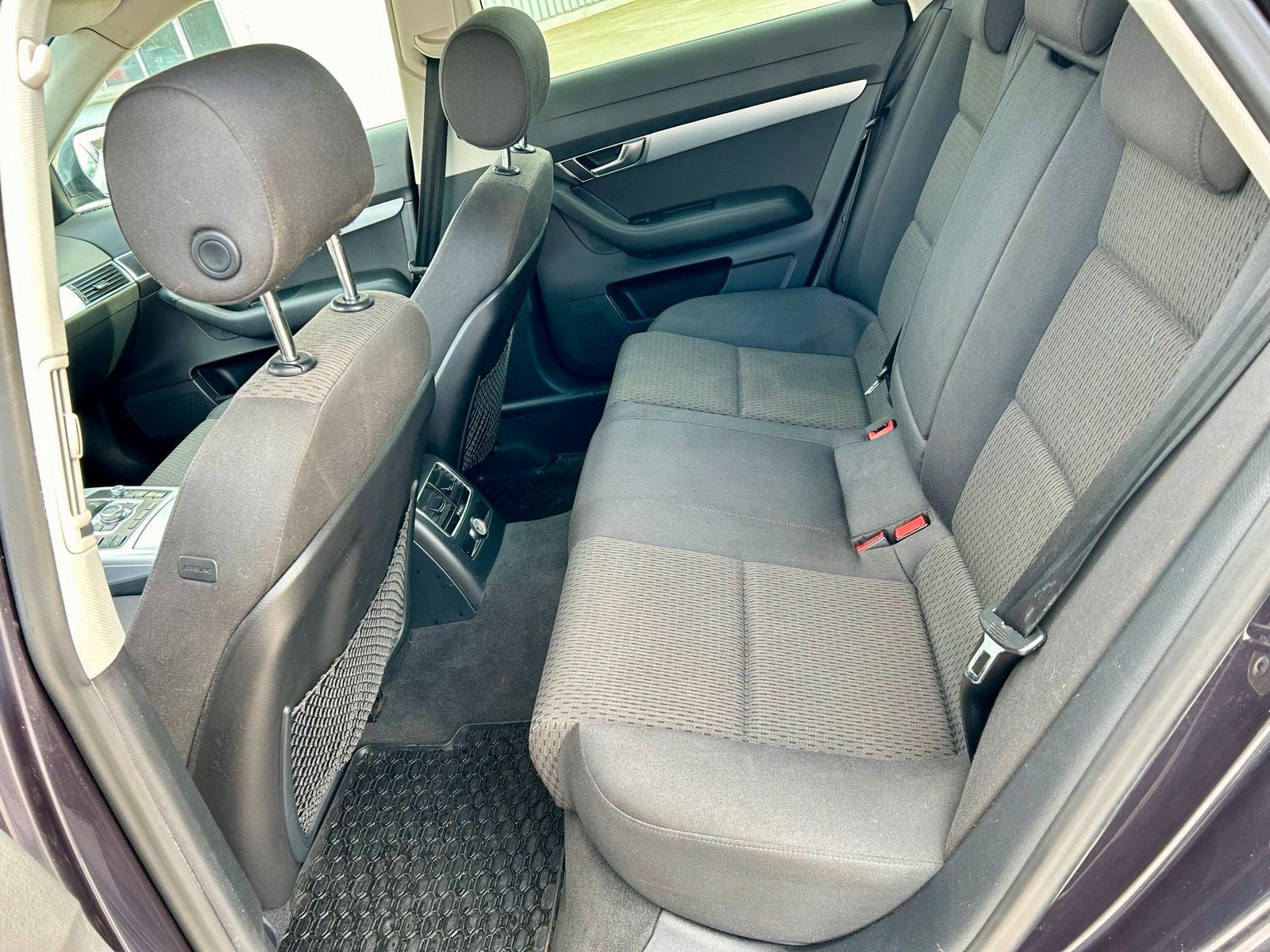 Renault Megane 2011 — photo 12