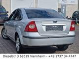 Ford Focus Lim. Ghia|Sitzheiz|PDC|Klima|Tempomat - Ford Focus aus 2006: Ghia