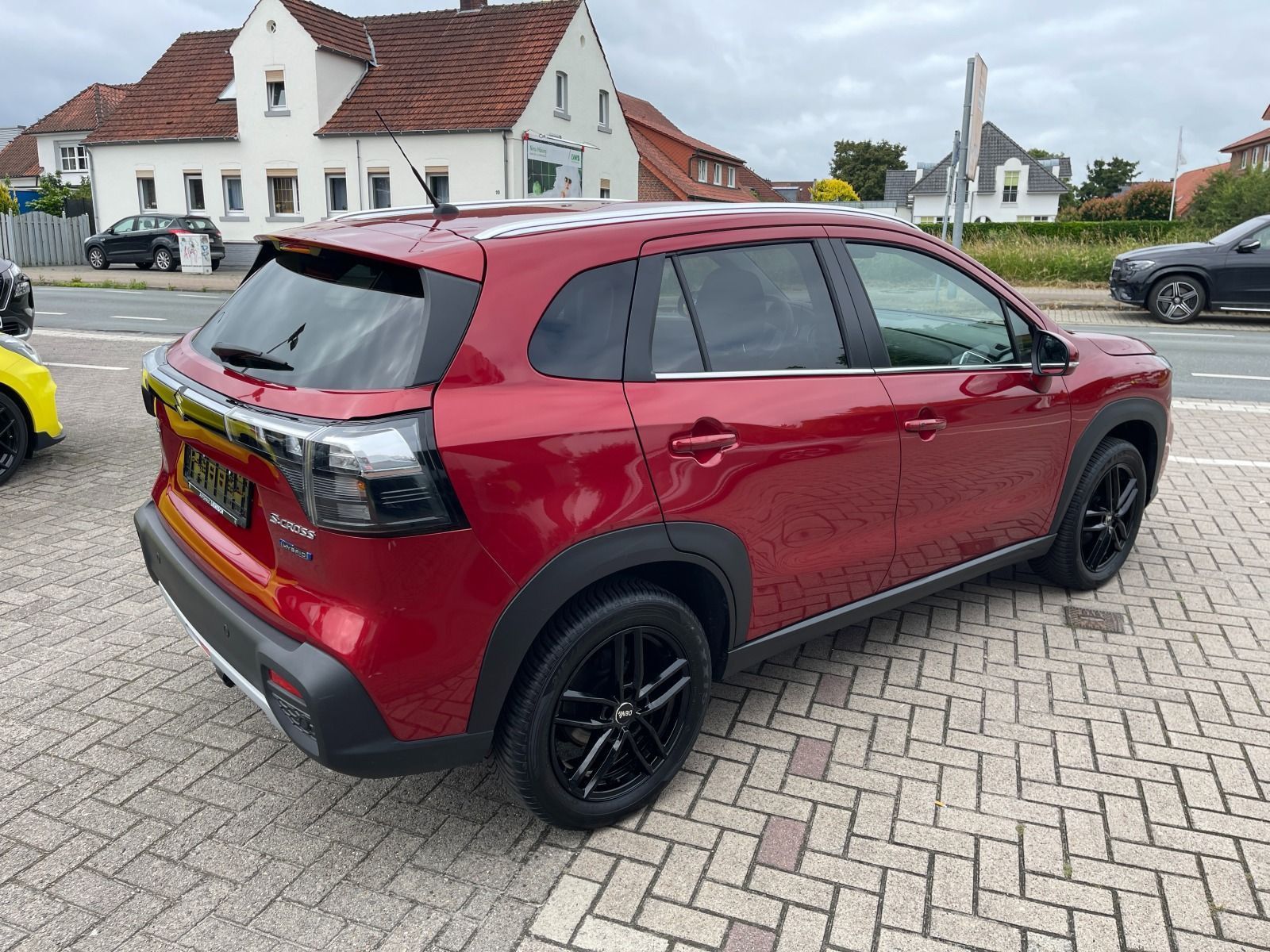 Fahrzeugabbildung Suzuki S-Cross 1.5 Hybrid Comfort Automatik/AHK/Allwett