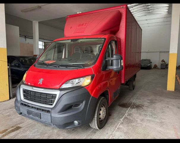 Peugeot Boxer 335 2.0 BlueHDi 160CV PLM-SL Cabin