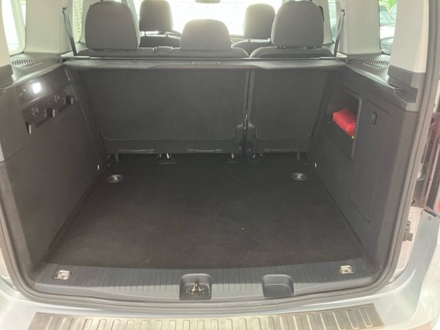 Fahrzeugabbildung Volkswagen Caddy Life1.5 TSI LED, KLIMA, MFL, GJR
