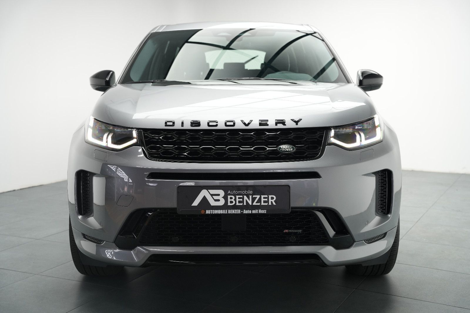 Fahrzeugabbildung Land Rover Discovery Sport /R-Dynamic/LED/R-Cam/Leder/AHK/