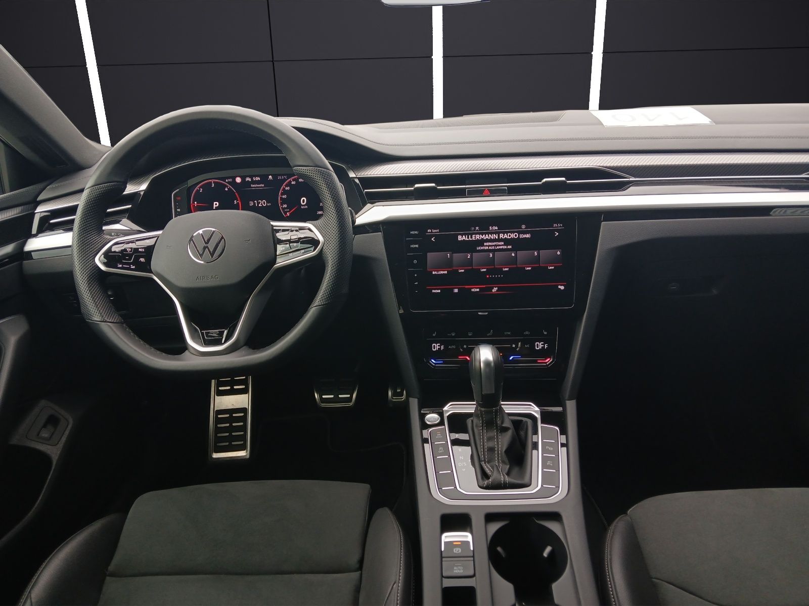 Fahrzeugabbildung Volkswagen Arteon SB TDI DSG R-Line 4M LED AHK Navi HUD ACC