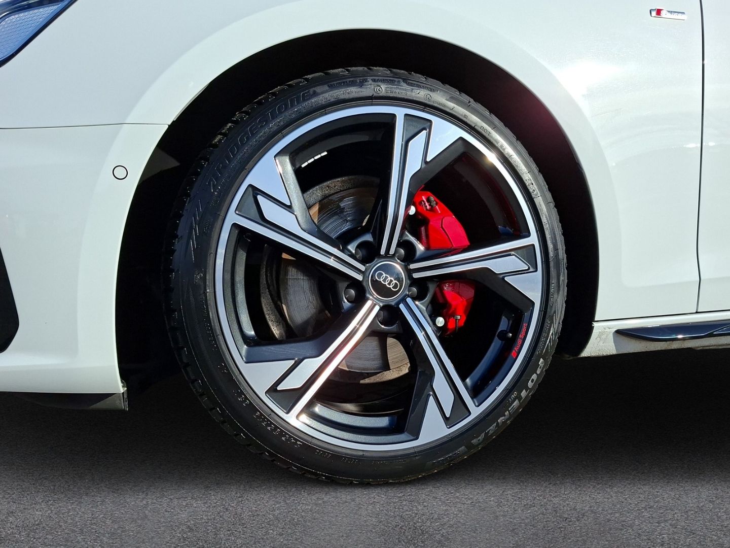 A4 Avant quattro S line *S-Sitze*AHK*PANO*