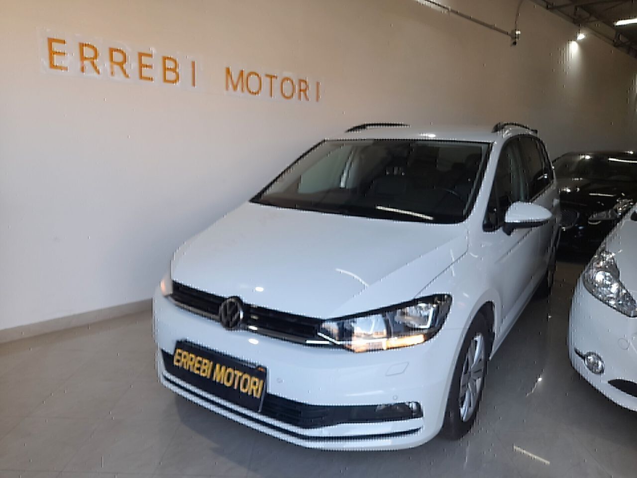 Volkswagen Touran 2.0 TDI 115 CV DSG Executive B imagem 3