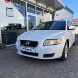 Volvo V50 Kombi 2.0 F Kinetic - gebrauchte Volvo V50 aus dem Jahr 2010