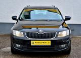 Skoda Octavia Elegance Navi Xenon Tempomat T-Leder - Skoda Octavia Elegance mit Diesel-Antrieb