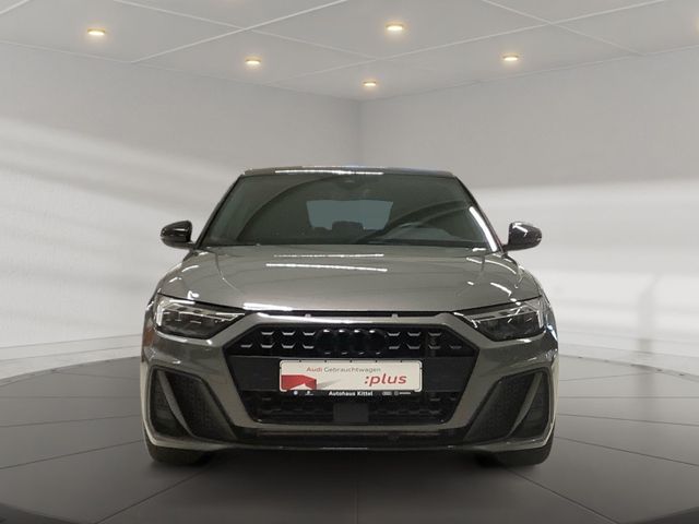 A1 Sportback 2.0 TFSI S line,Kamera,SONOS,Navi P