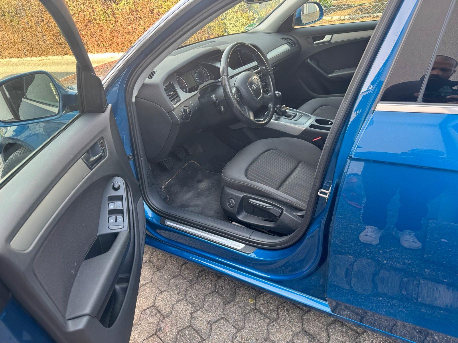 Audi A4 2008 — двигун 200 HP (147kW)