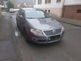 Volkswagen Passat 3C Limousine mit tüv Leder Navi etc. - Volkswagen Passat: Limousine, 3c