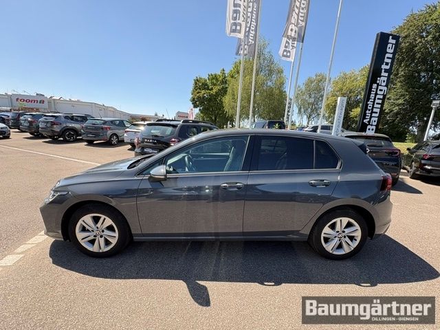 Fahrzeugabbildung Volkswagen Golf Life 1.5 eTSI DSG PDC/ACC/Sitzh.