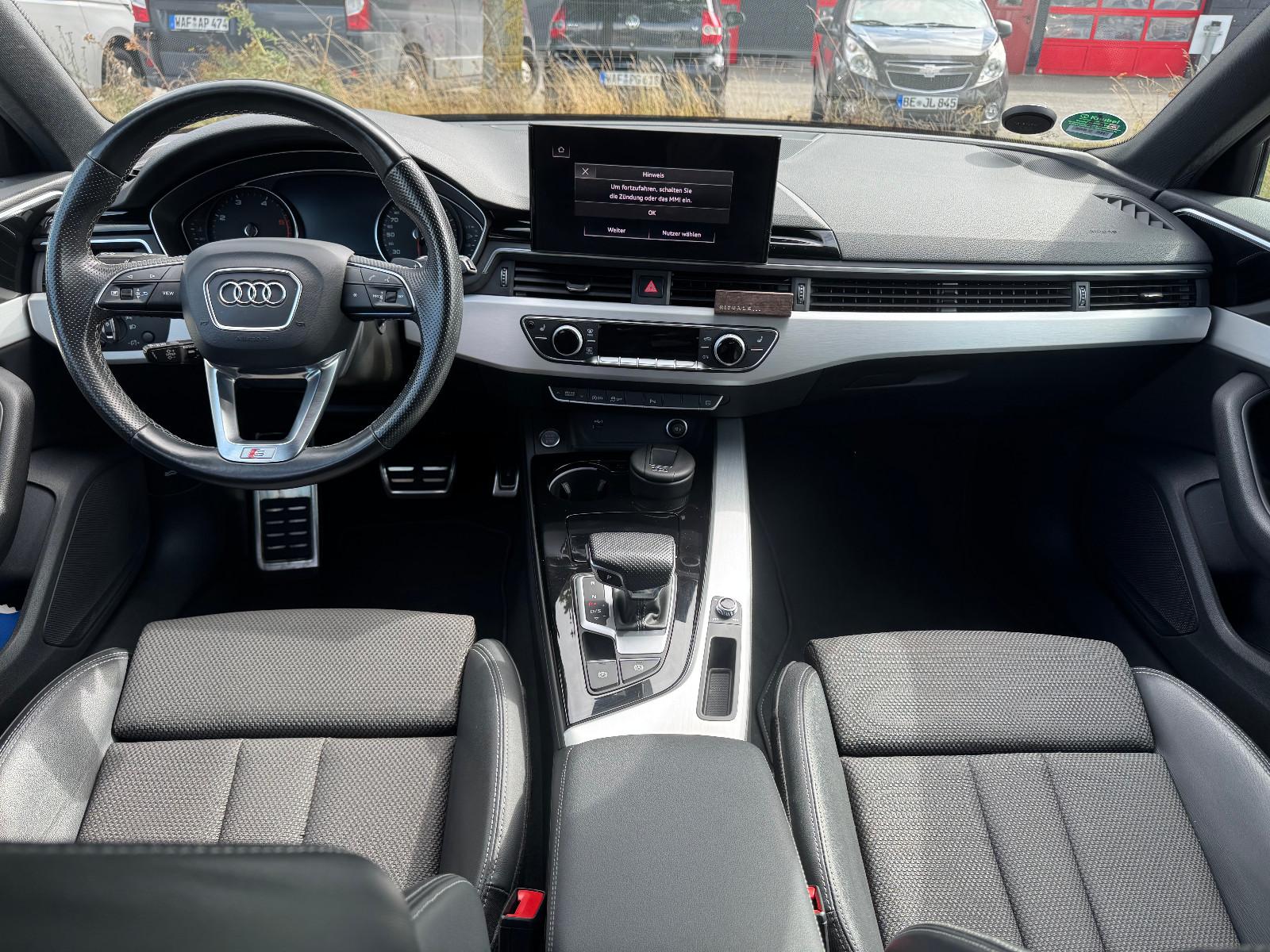 Audi A4 40 TDI S tronic S line Avant S line